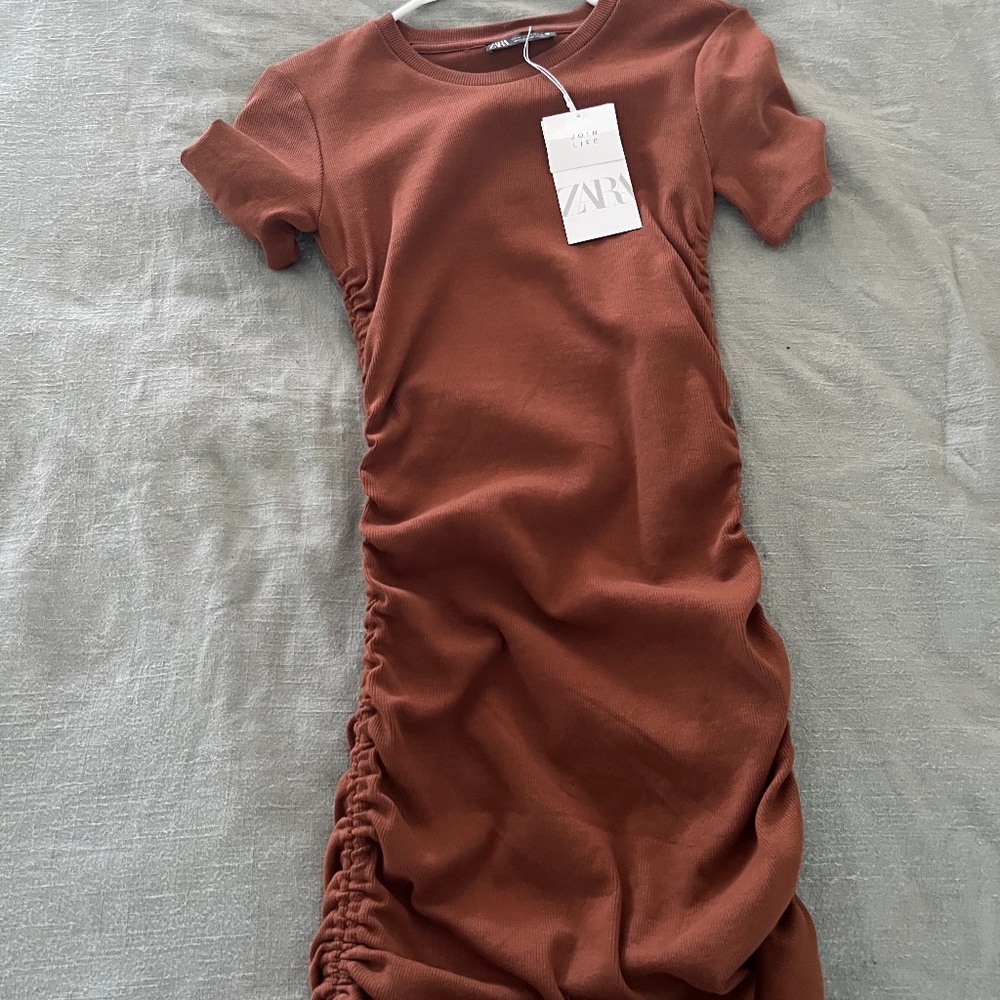 ZARA Ruched Short Ribbed Tee Shirt Side Tie Bodycon Mini Dress Rust Brown